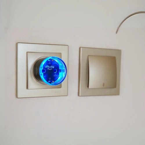 Shelly Plug S (Gen3) Wi-Fi + Bluetooth, Matter plug, black